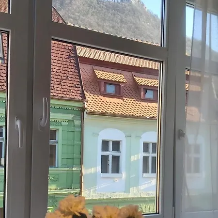 92 Apartamento Braşov