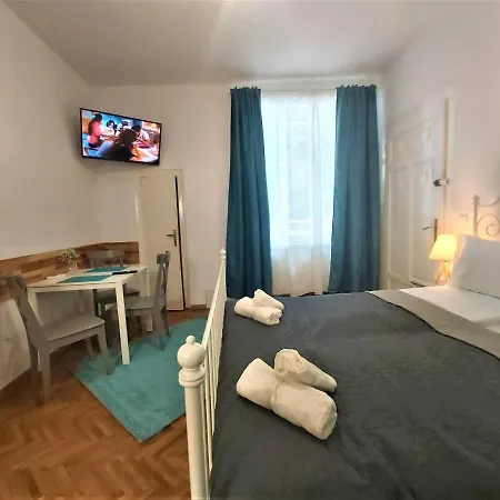 Apartment 92