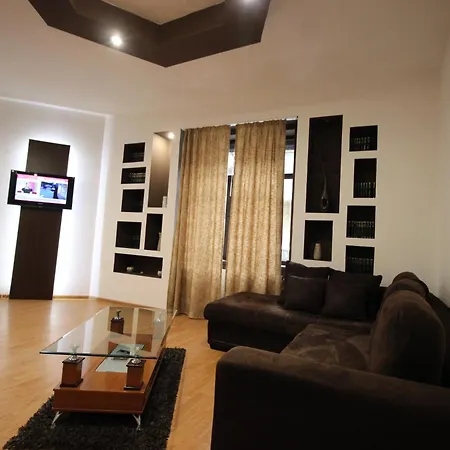 92 Διαμέρισμα *